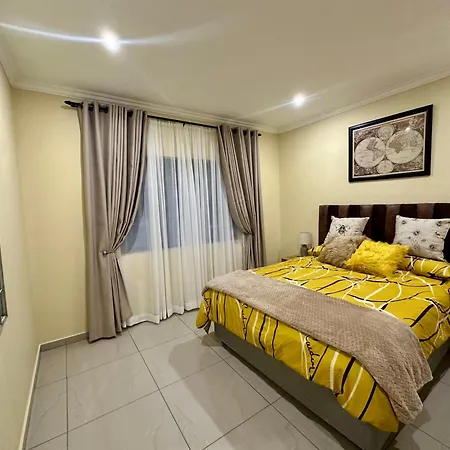 Six64 On Kingsway A3 2 Bed Apartment Amanzimtoti Exterior photo