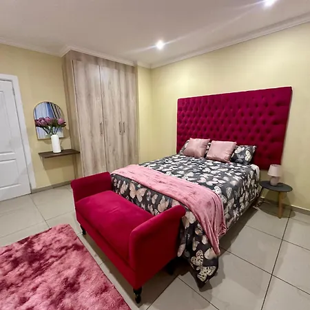 Six64 On Kingsway A3 2 Bed Apartment Amanzimtoti Exterior photo