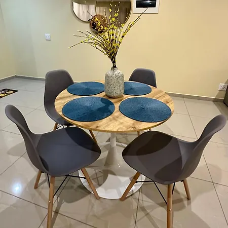 Six64 On Kingsway A3 2 Bed Apartment Amanzimtoti Exterior photo